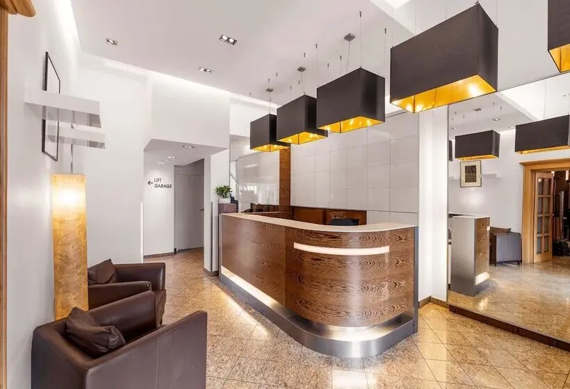B&B HOTEL Linz City-Ost