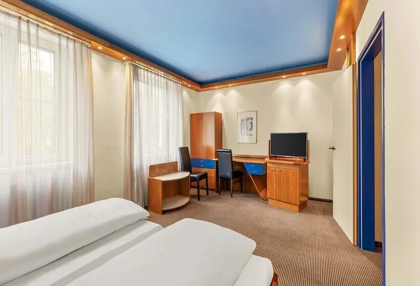 B&B HOTEL Linz City-Ost
