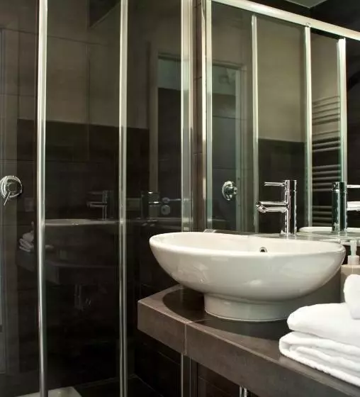 ベッドアンドブレックファースト Roma Naif Rooms