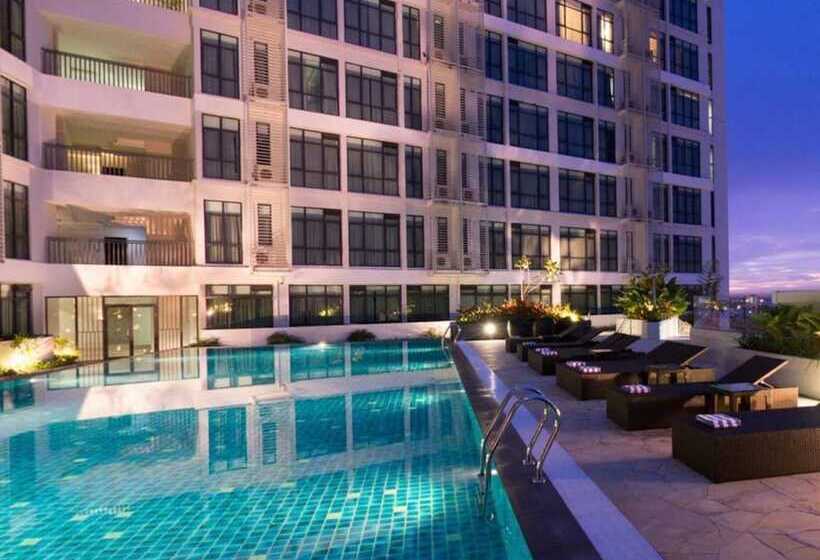 Citadines Uplands Kuching