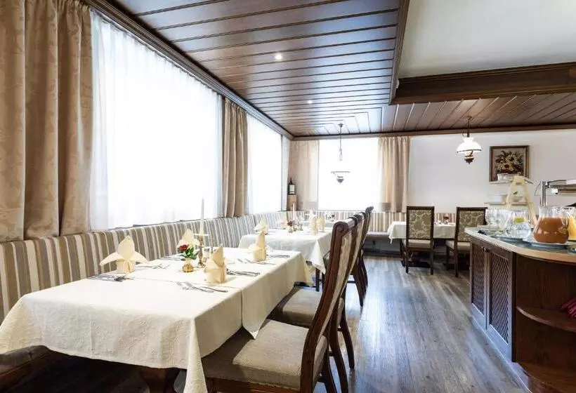 Hotell Alpina Superior