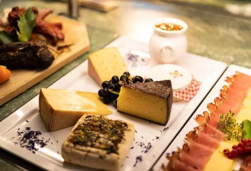 Hotell Alpina Superior