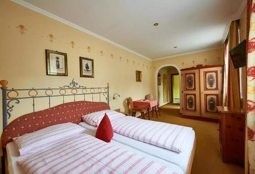 ホテル Gasthof Goldener Stern