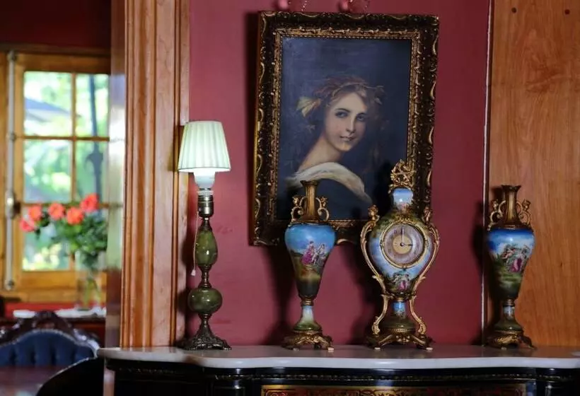 هتل Boutique Vendimia Premium