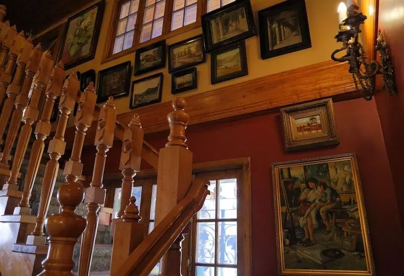 هتل Boutique Vendimia Premium