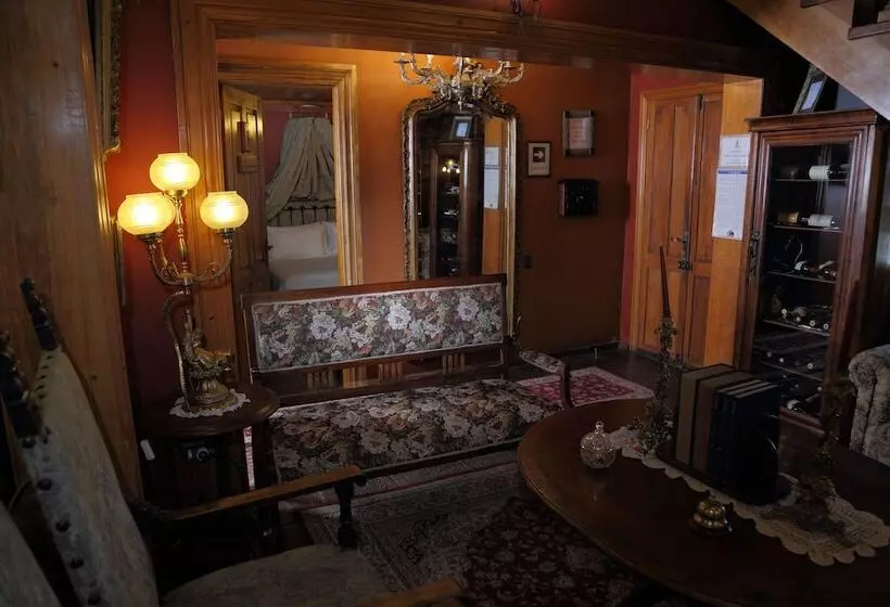 هتل Boutique Vendimia Premium