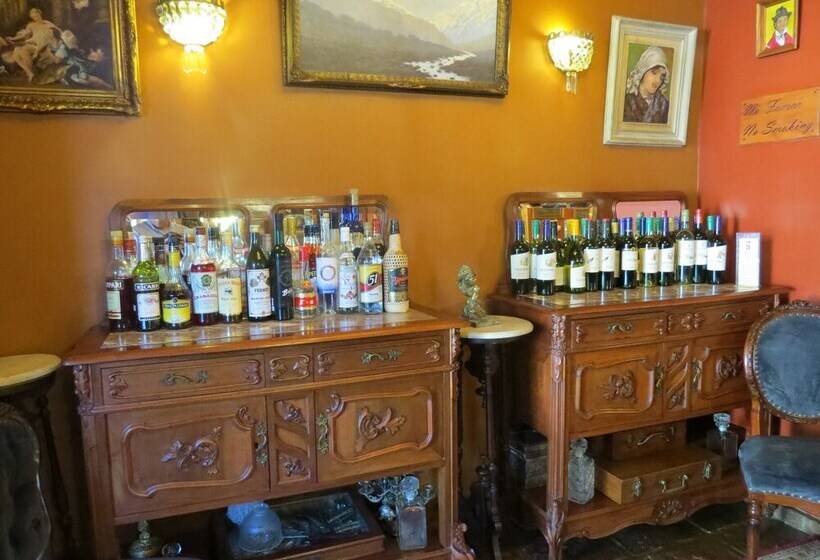 هتل Boutique Vendimia Premium