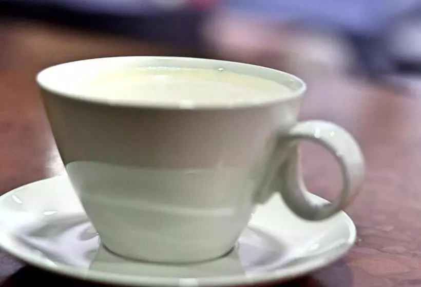 ホテル Cora 96 Street Apartments