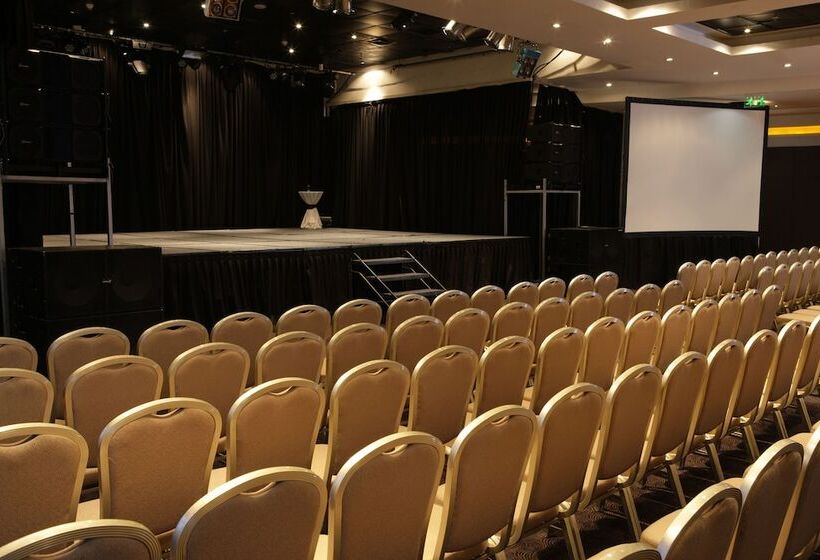 בית מלון כפרי Dreams De Los Volcanes   Puerto Varas