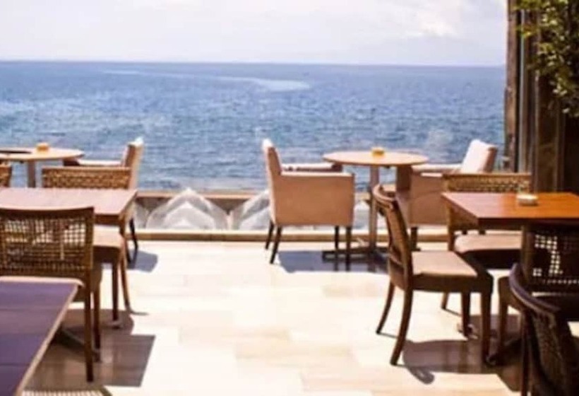 בית מלון כפרי Dreams De Los Volcanes   Puerto Varas