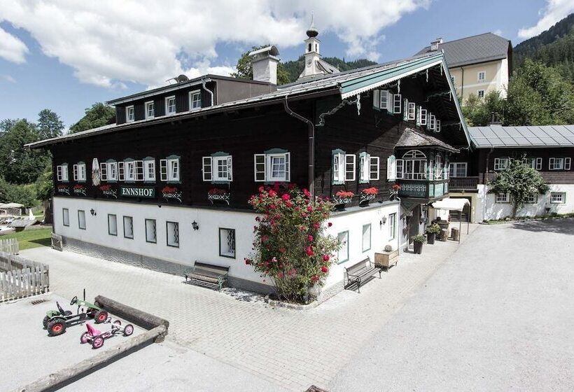 فندق Resl Resort