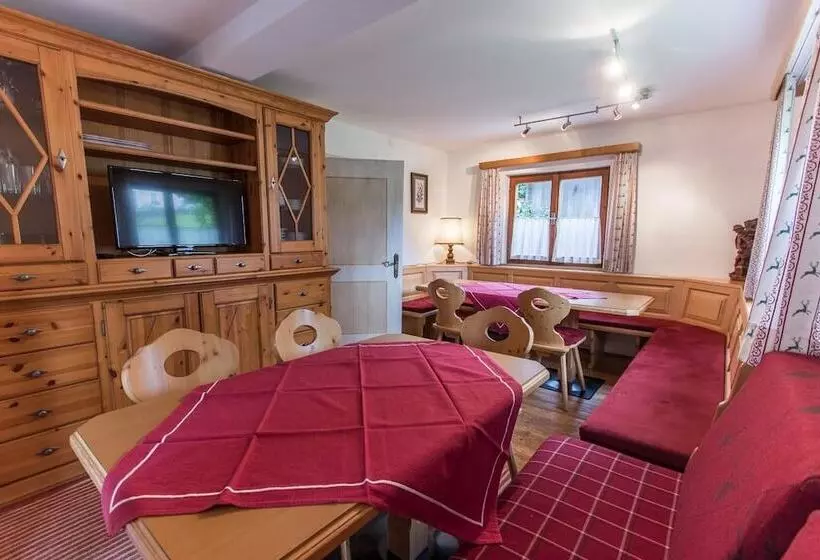 فندق Resl Resort