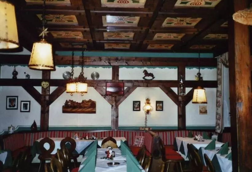 ホテル Gasthof Goldener Stern