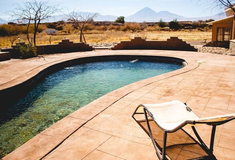 فندق Iorana Tolache