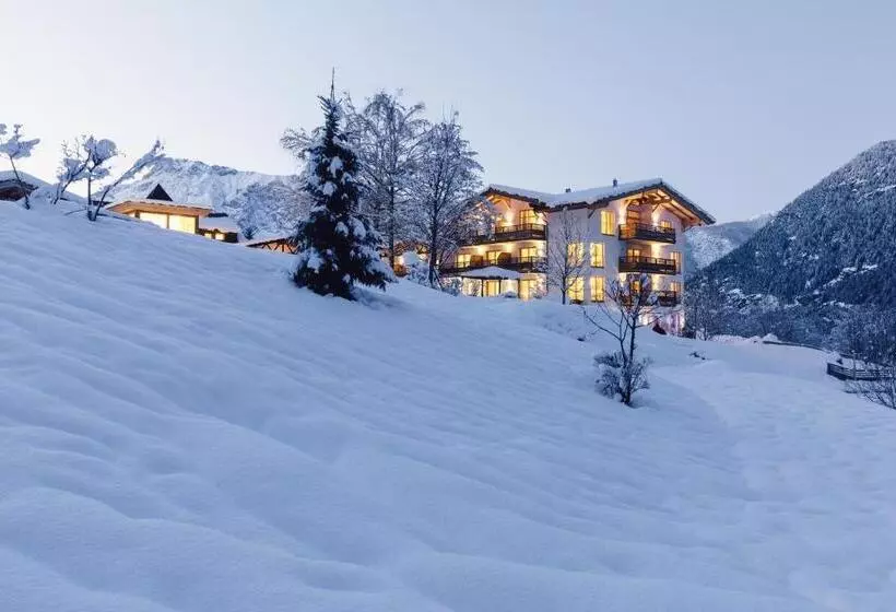 ホテル Ritzlerhof   Adults Only