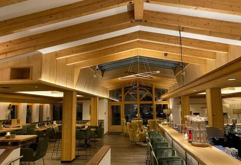 ホテル Ritzlerhof   Adults Only