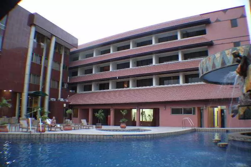 בית מלון כפרי Royal Nick