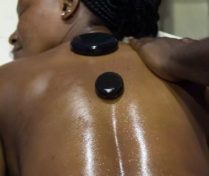 בית מלון כפרי Royal Nick