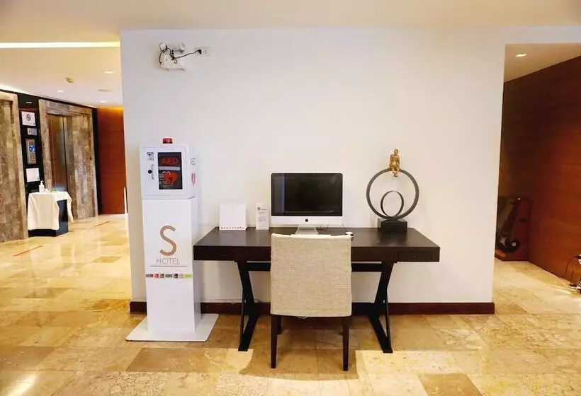 ホテル S33 Compact Sukhumvit