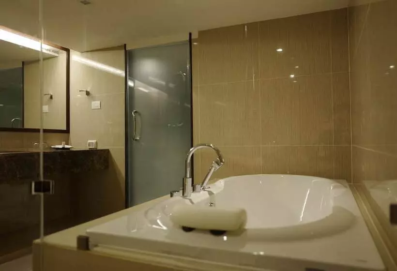 ホテル S33 Compact Sukhumvit