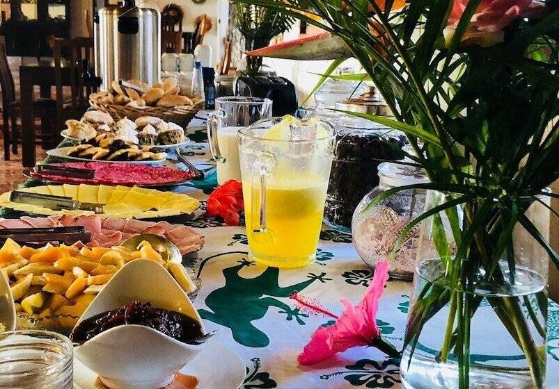 هتل Taina Rapa Nui