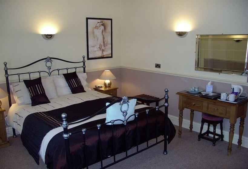 ホテル The Dodington Lodge