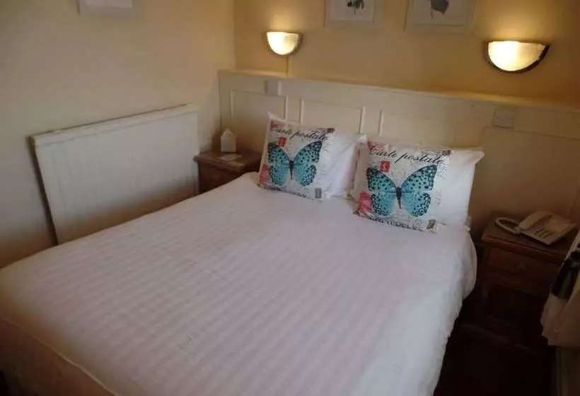 בית מלון כפרי The Dodington Lodge