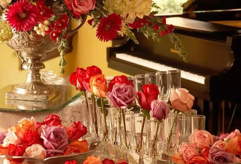 Hotelli The Mansion On O Street