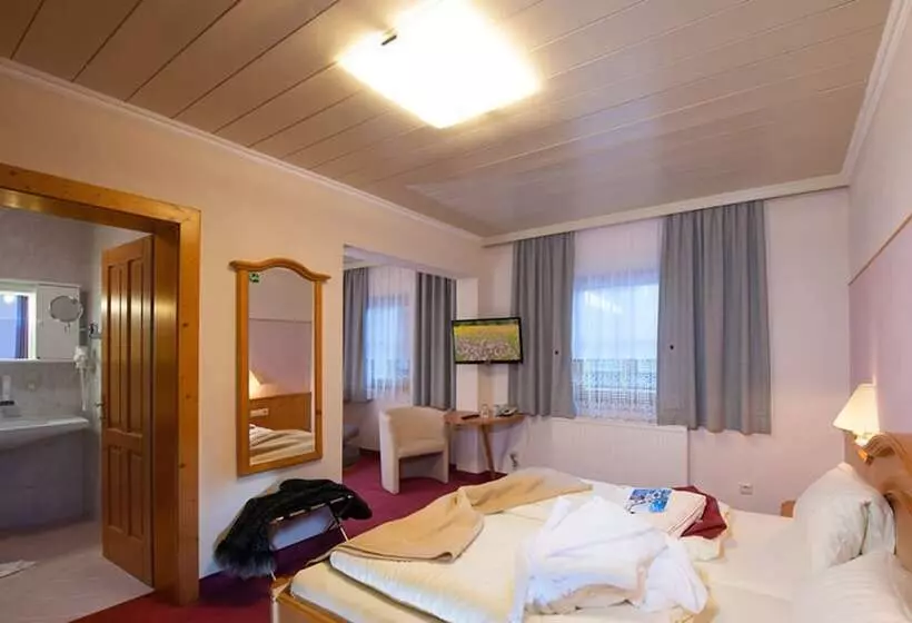 Отель Vitaler Landauerhof