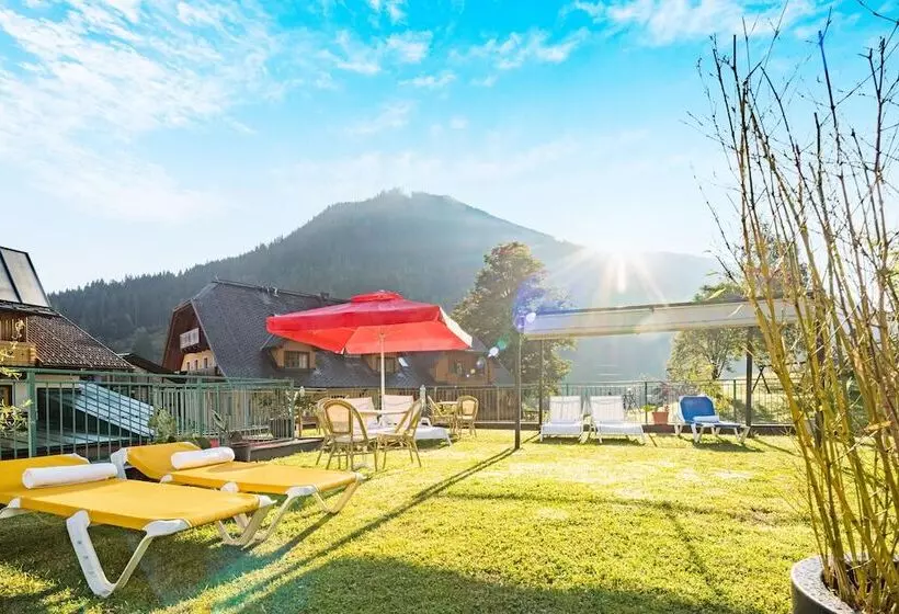 Отель Vitaler Landauerhof