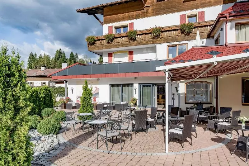 Отель Zum Gourmet