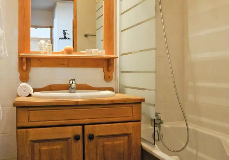 Lagrange Vacances Les Hauts De Comborcière