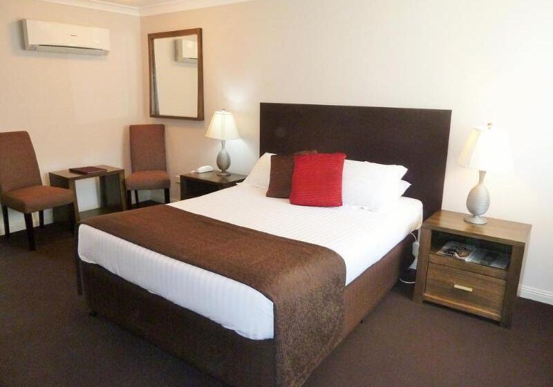 The Aston Motel Tamworth