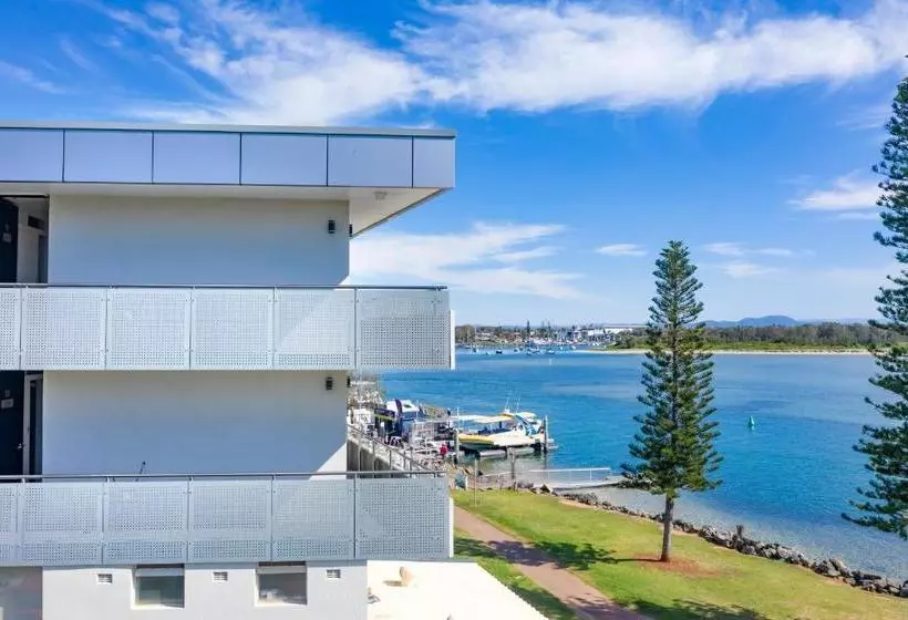 Мотель The Mid Pacific