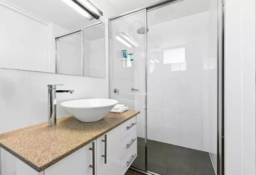 Мотель The Mid Pacific