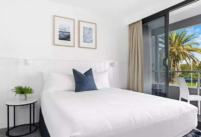 Мотель The Mid Pacific