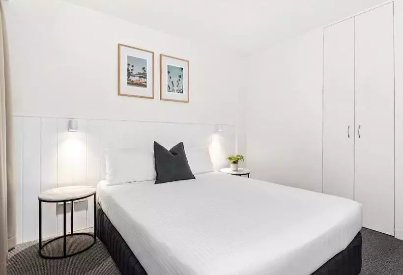 Мотель The Mid Pacific