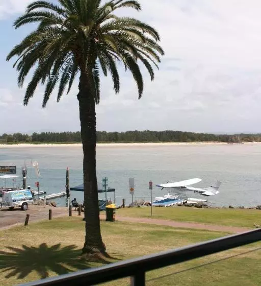 Мотель The Mid Pacific