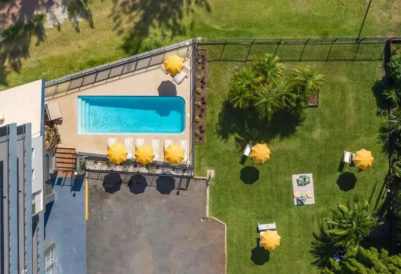 Мотель The Mid Pacific