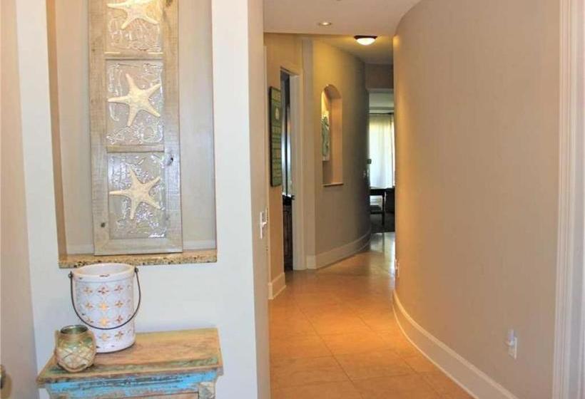 Sanctuary At Redfish 1116