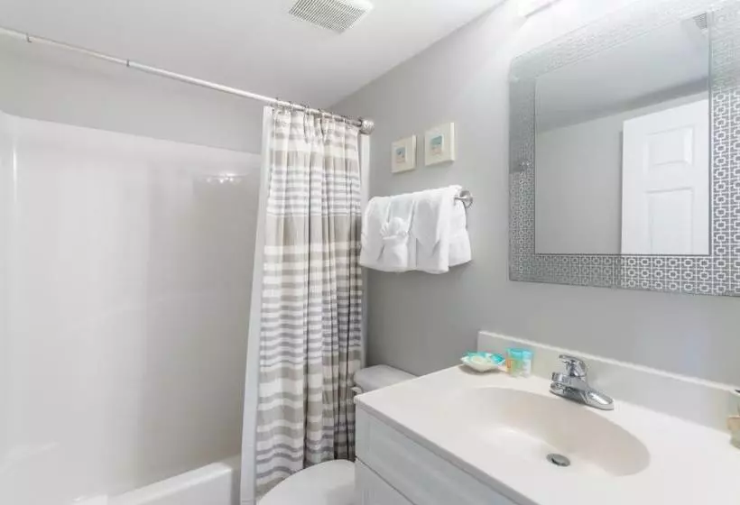 Tradewinds Condos by Meyer Real Estate