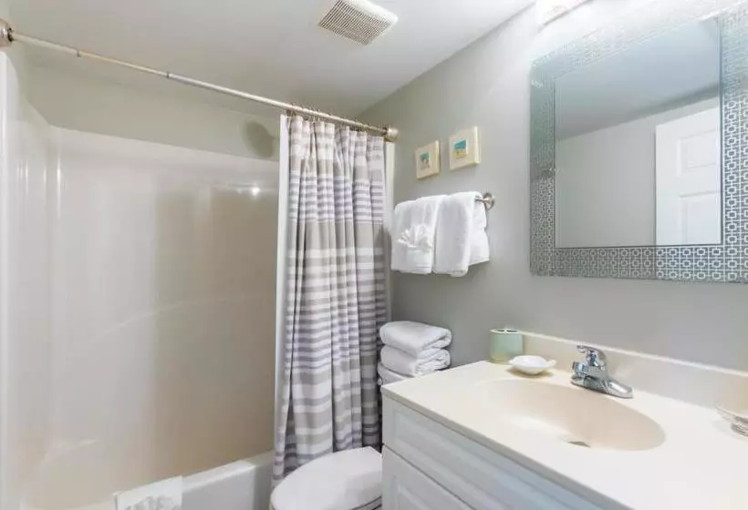 Tradewinds Condos by Meyer Real Estate