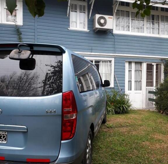 Hostel Los Azahares De Tigre