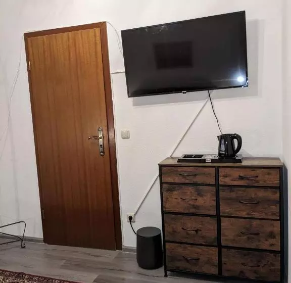 Aamiaismajoitus (B&B) Gasthaus Zum Goldenen Roß