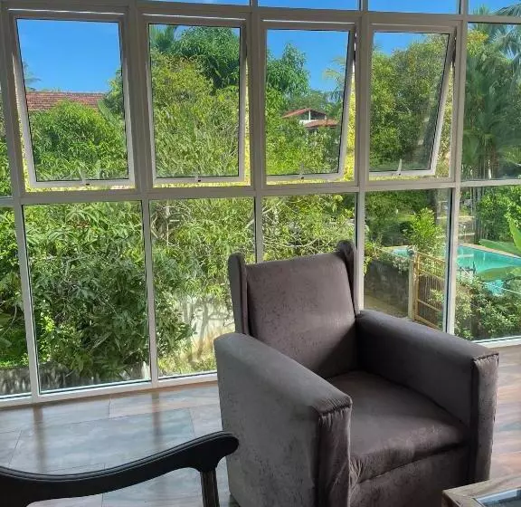 ベッドアンドブレックファースト Om Yoga Shala Beruwala