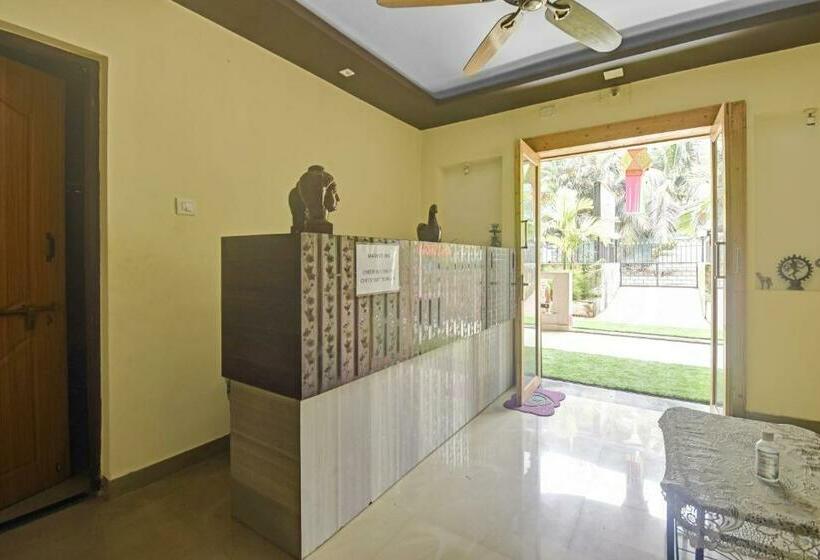 בית מלון כפרי Capital O 81657 Madhus Inn