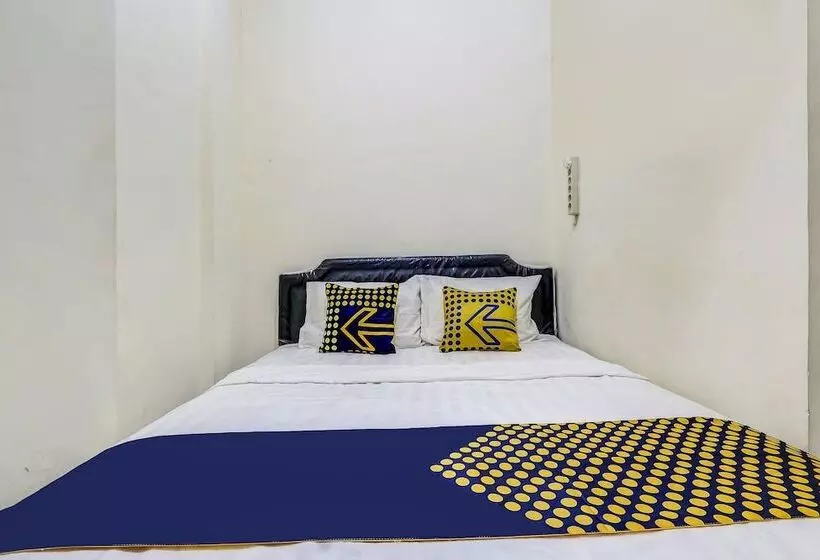 هتل Spot On 90780 Gang Tengah Homestay Syariah