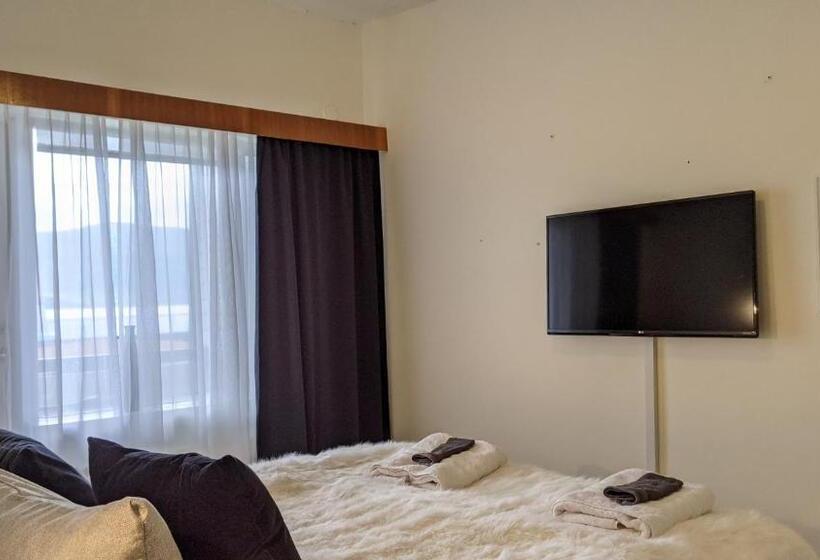 پانسیون Flateyri Guesthouse