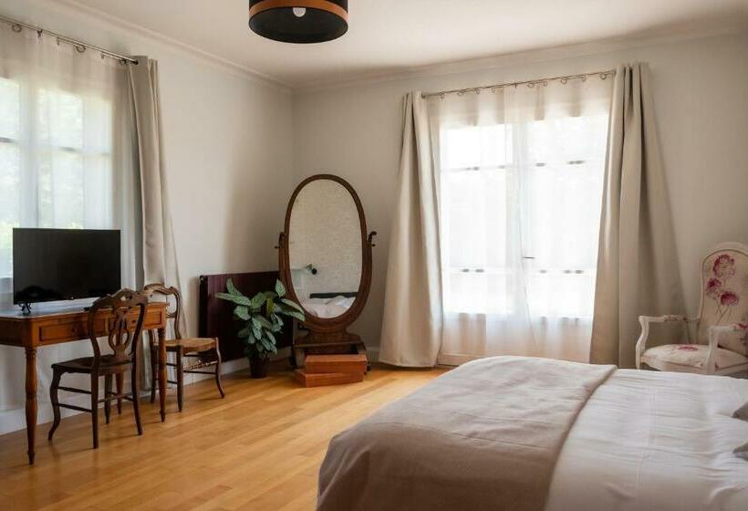 פנסיון Les Gîtes D Halatte