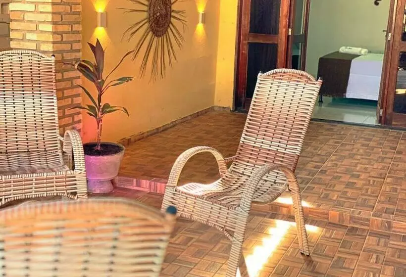 پانسیون Suites Riomar